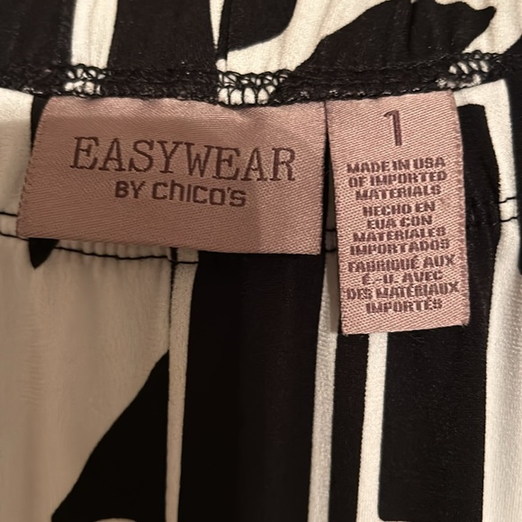 Ladies Casual Outfit - Picture 5 of 5